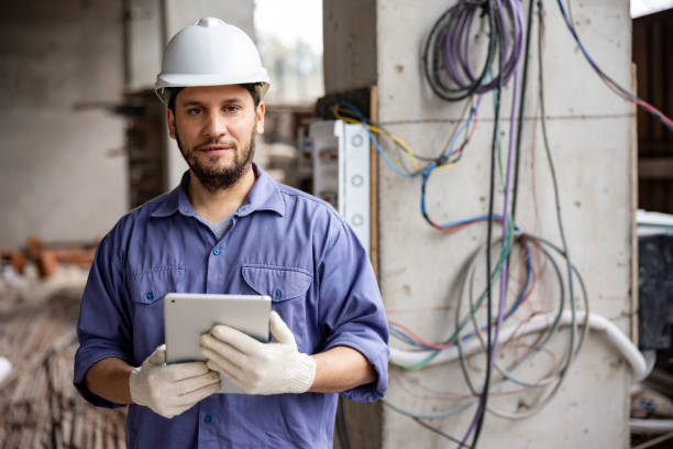 Best Local Electrician Companies  in Forest City, FL