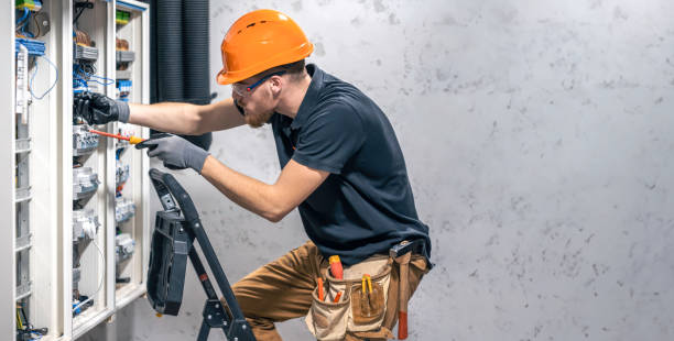 Best Commercial Electrician Services  in Forest City, FL